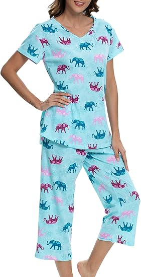 MLDRA Womens Pajama Sets 2 Piece Cotton Lounge Set Lightweight Pj Set Short Sleeve Tops With Capri Pants Cute Ladies Sleepwear Summer Set