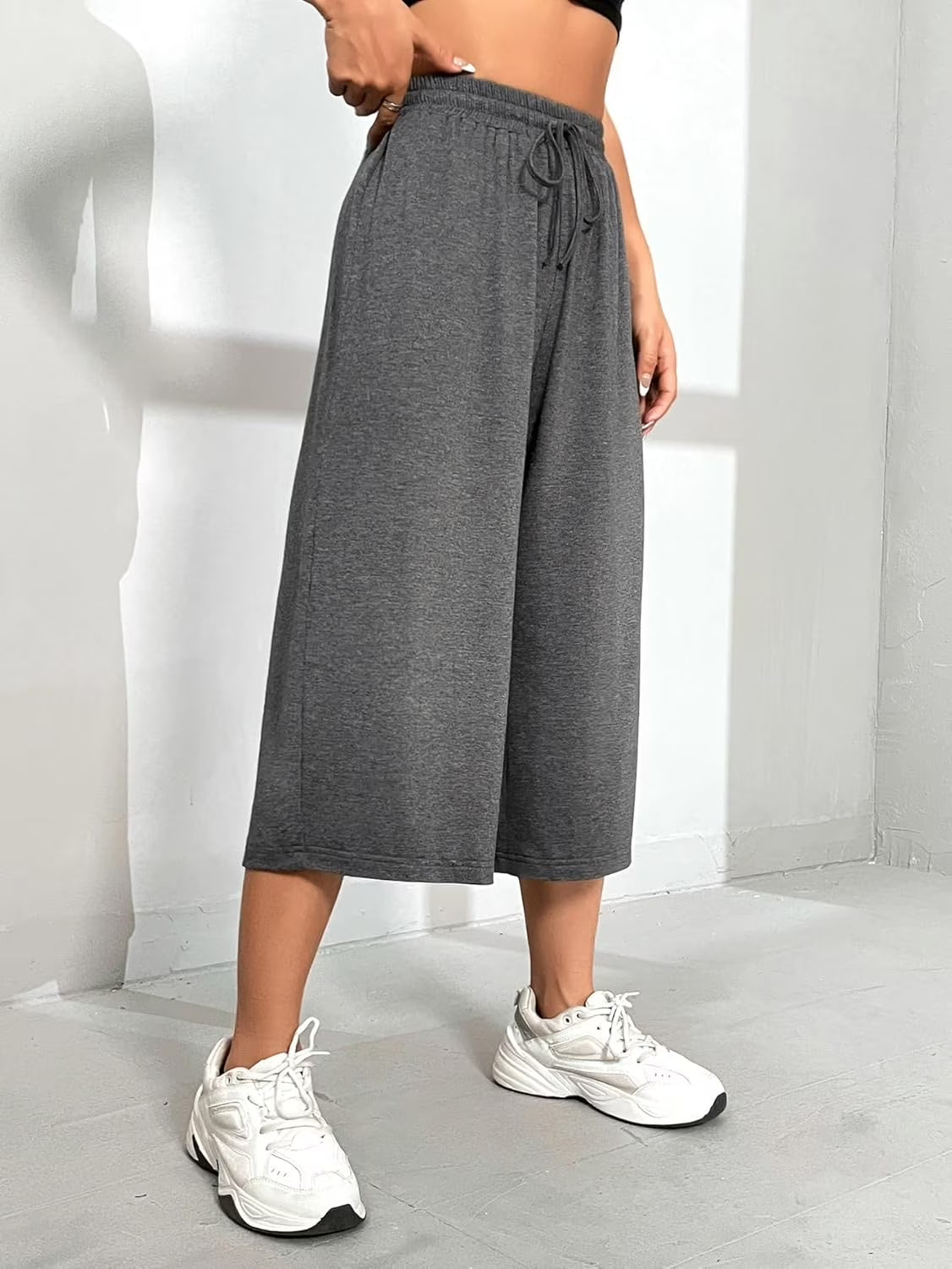 MLDRA Womens Capri Pants Wide Leg Sweatpant Loose Yoga Flared Drawstring Comfy Lounge Pajama Palazzo Capris Adjustable with Pockets
